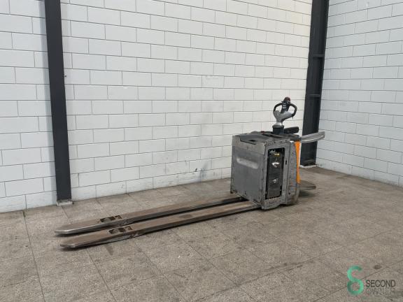 Still EXH-SF25 WKH9.858 2 17279