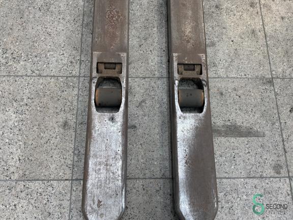 Still EXH-SF25 WKH9.858 12 17279
