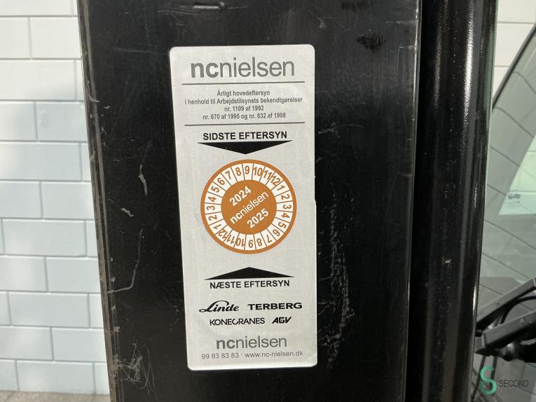 Mitsubishi FD25N3 WKH8.720 56 15804