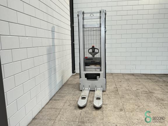 Still EXV20 WKH10.081 3 17535