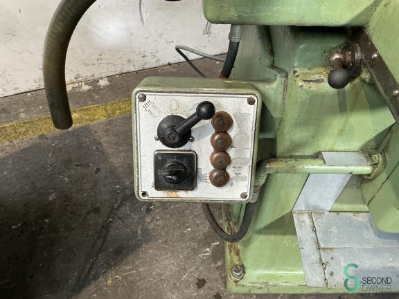 Jung HF-50-RD MET9.770 6 17189