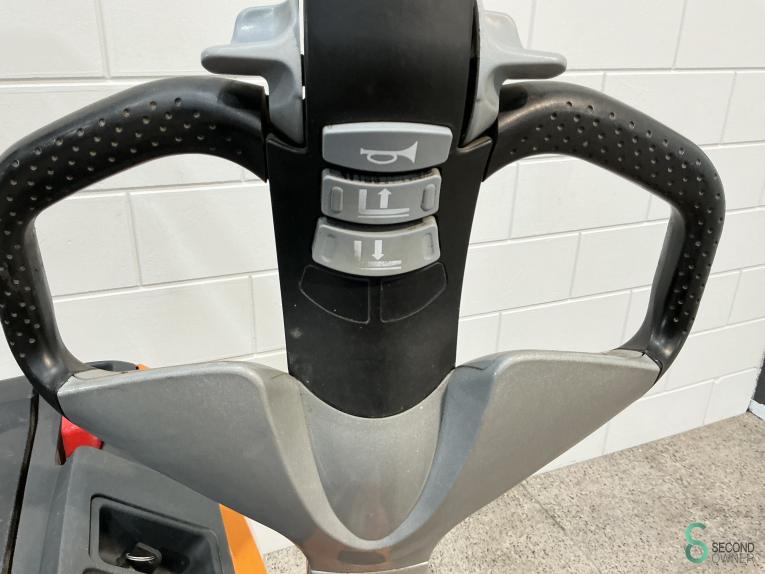 Still EXV14 WKH7.615 44 14276