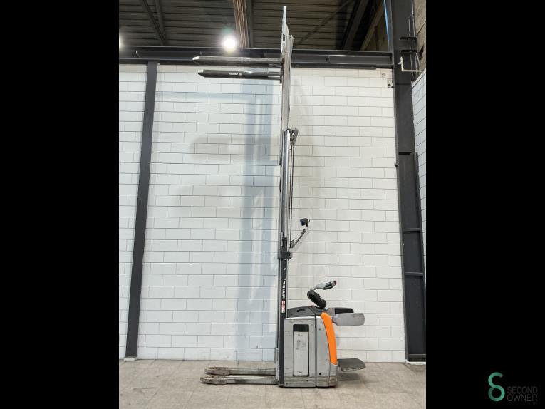 Still EXV-SF14 WKH10.631 46 18216