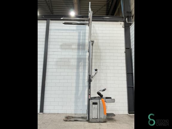 Still EXV-SF14 WKH10.631 8 18216