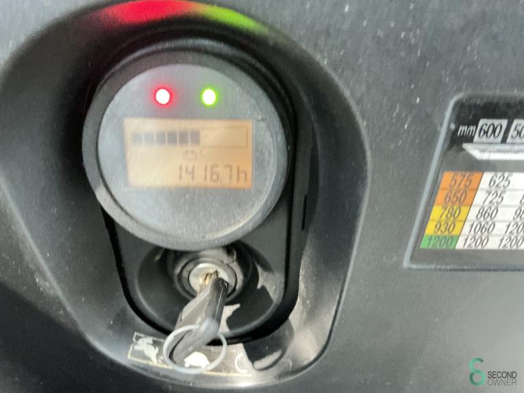 Still EXV12 WKH9.716 38 17121