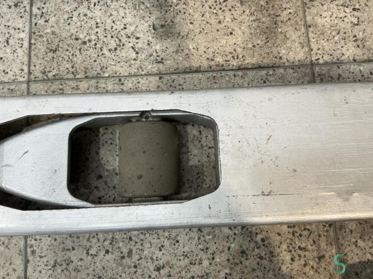 Still EXV12 WKH9.716 45 17121