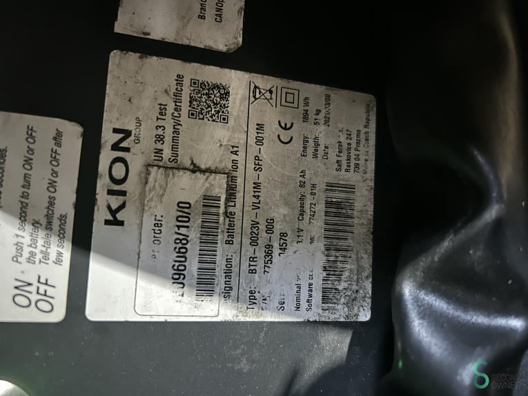 Still EXV12 WKH9.716 41 17121