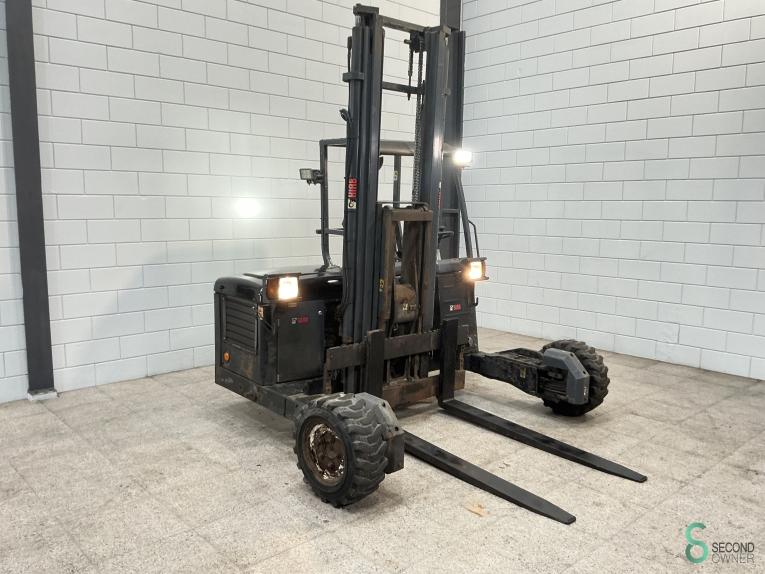 Moffett M4 24.4 WKH10.256 38 17748