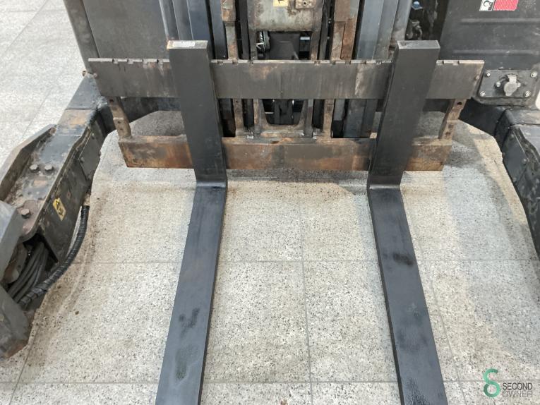 Moffett M4 24.4 WKH10.256 42 17748