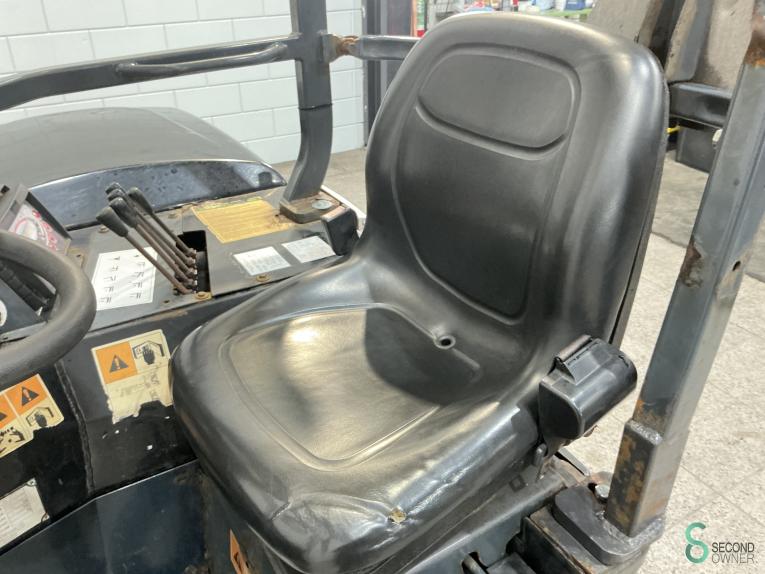 Moffett M4 24.4 WKH10.256 48 17748