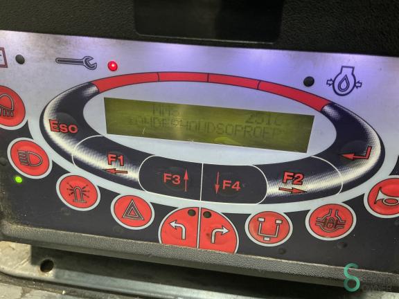 Moffett M4 24.4 WKH10.256 10 17748