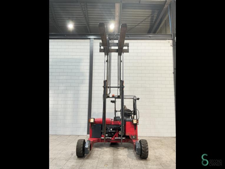 Moffett M4 24.4 WKH10.257 57 17747