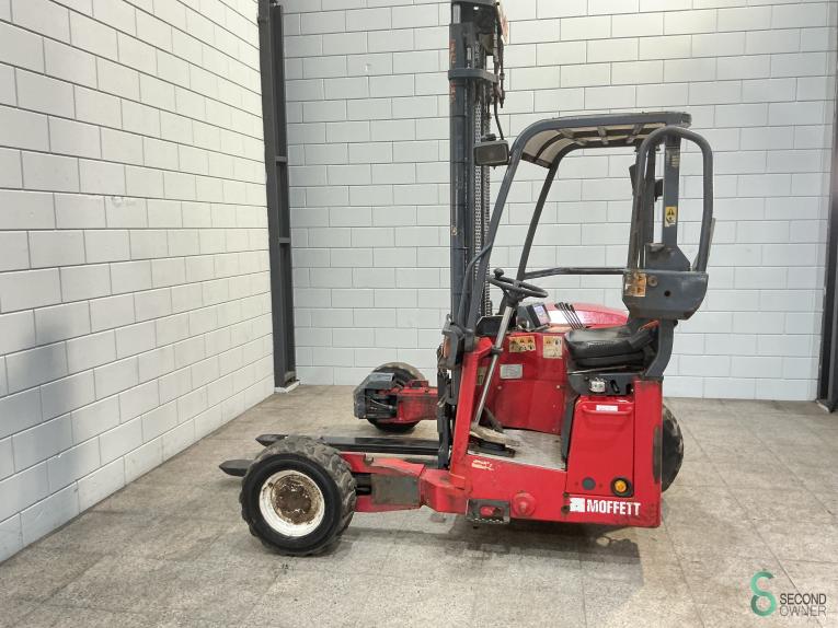 Moffett M4 24.4 WKH10.257 52 17747