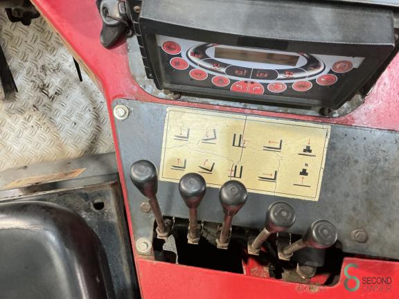 Moffett M4 24.4 WKH10.257 18 17747