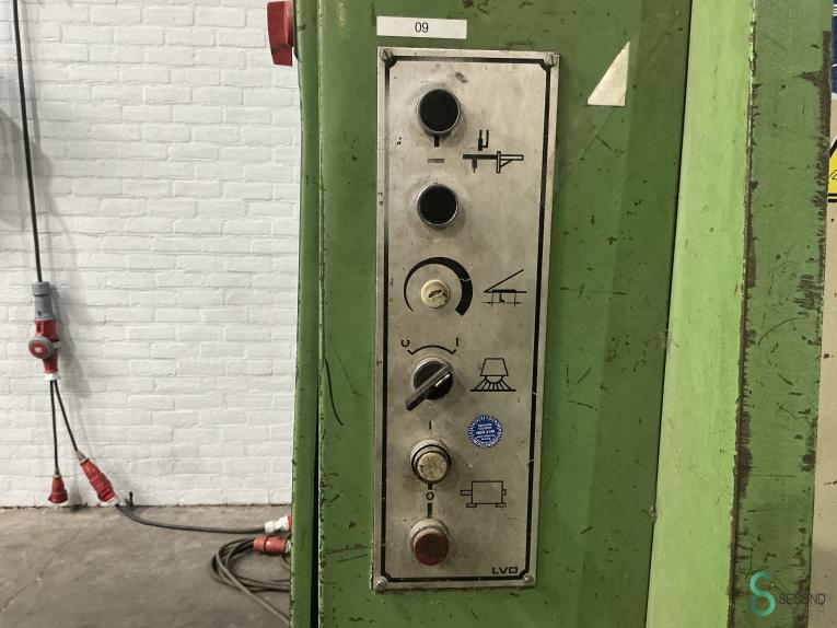 LVD HSL 3100x16mm MET10.724 28 18328