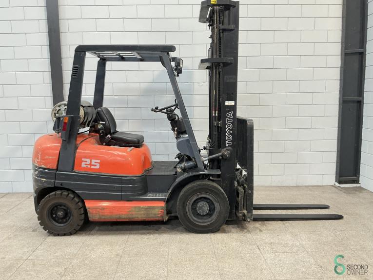 Toyota 42 6FGF25 WKH10.783 40 18405