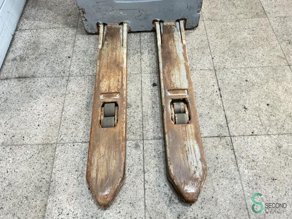 Still EXV14 WKH10.602 4 18180