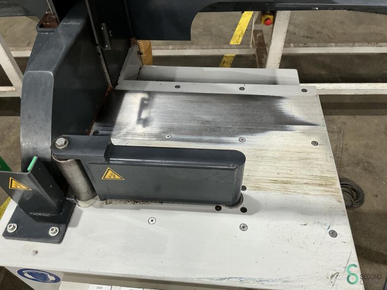 H&M HM-D HOU8.414 131 15292