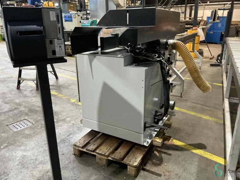 H&M HM-D HOU8.414 122 15292