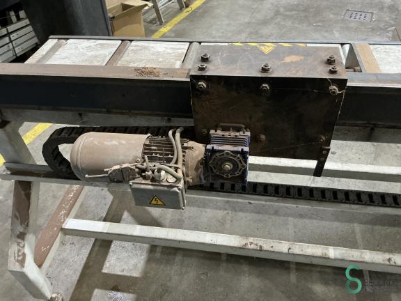 H&M HM-D HOU8.414 44 15292