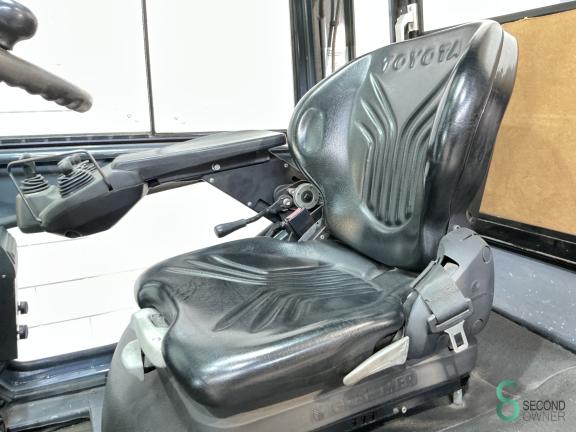 Toyota 02-7 FG 40 WKH10.861 10 18512