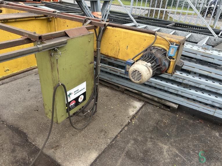 Demag 3000kg MAG10.719 38 18320