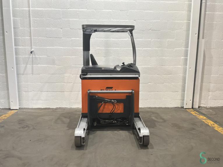 Still FM-X14 WKH11.808 29 19811