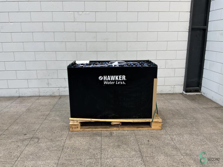 Hawker 48V 8PZM 1240 WKH11.036 7 18810
