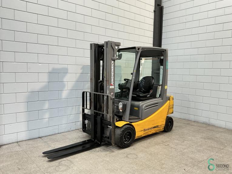 Jungheinrich EFG 320 WKH10.893 43 18557