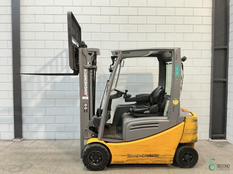 Jungheinrich EFG 320 WKH10.893 46 18557