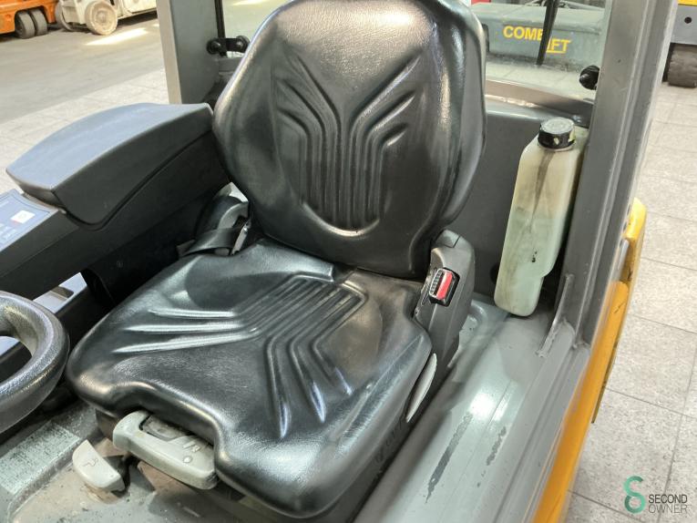 Jungheinrich EFG 320 WKH10.893 50 18557