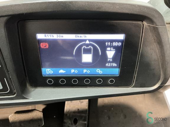 Jungheinrich EFG 320 WKH10.893 8 18557