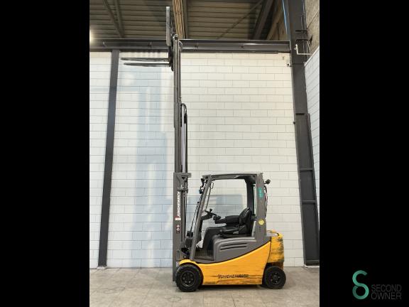 Jungheinrich EFG 320 WKH10.893 7 18557