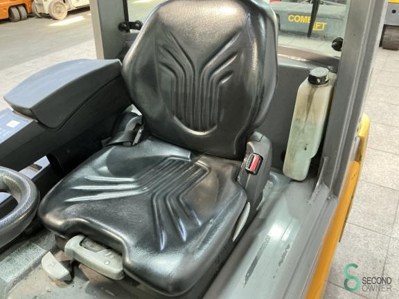 Jungheinrich EFG 320 WKH10.893 10 18557