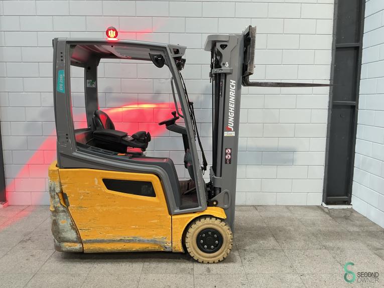 Jungheinrich EFG 216K WKH10.086 44 17544