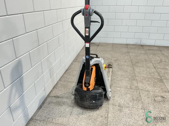 Still ECH12 WKH9.908 5 17335