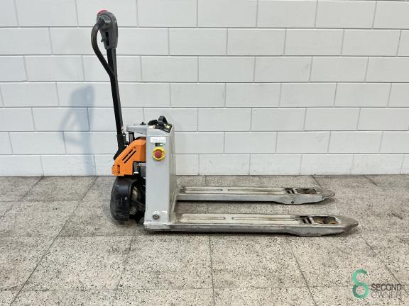 Still ECH12 WKH9.908 1  17335