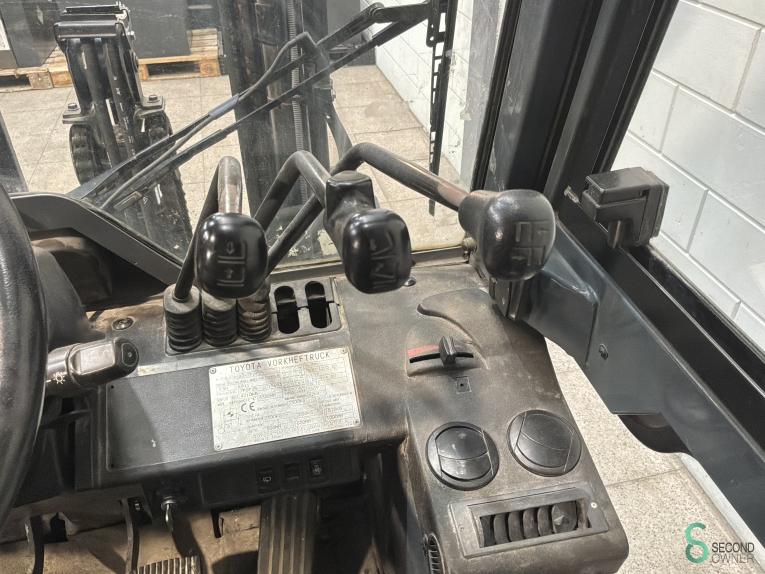 Toyota 02-7FDF25 WKH10.919 48 18675