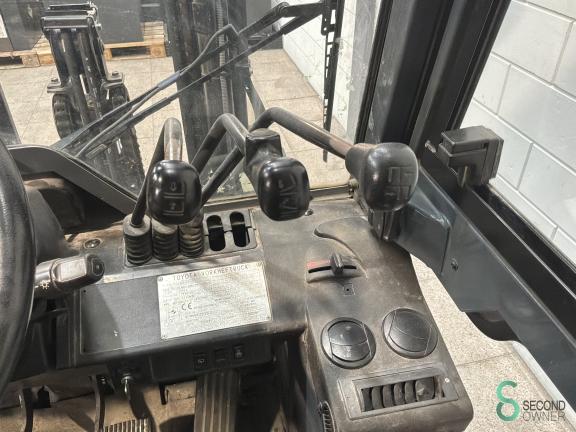 Toyota 02-7FDF25 WKH10.919 12 18675