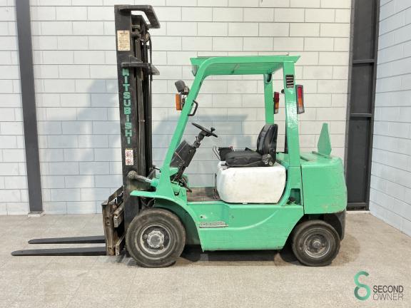 Mitsubishi FD 25 T WKH8.402 1  15281