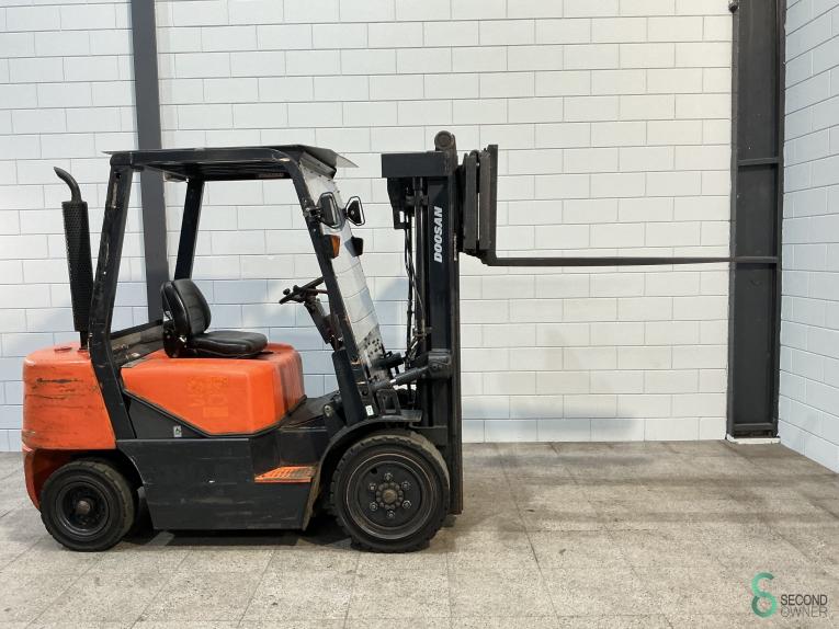 Doosan D30G WKH9.884 48 17342