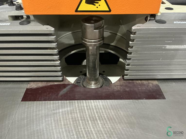 SCM T 130N HOU9.558 139 16902