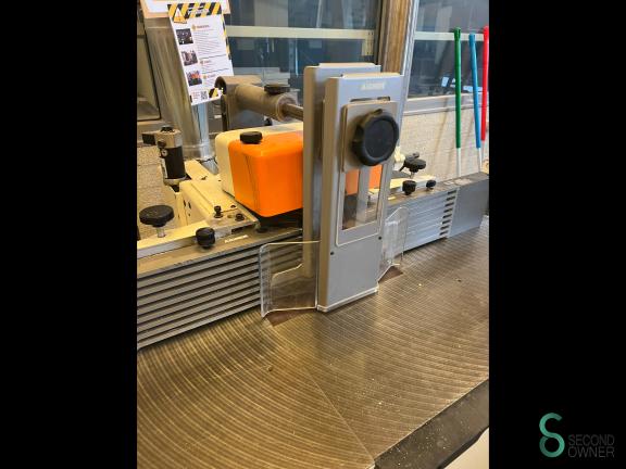 SCM T 130N HOU9.558 3 16902