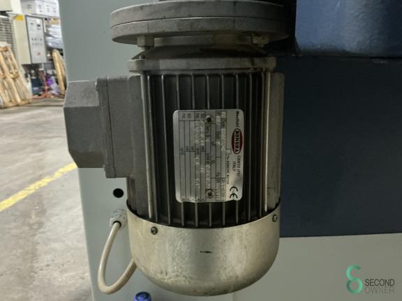 CB HOU8.675 12 15742