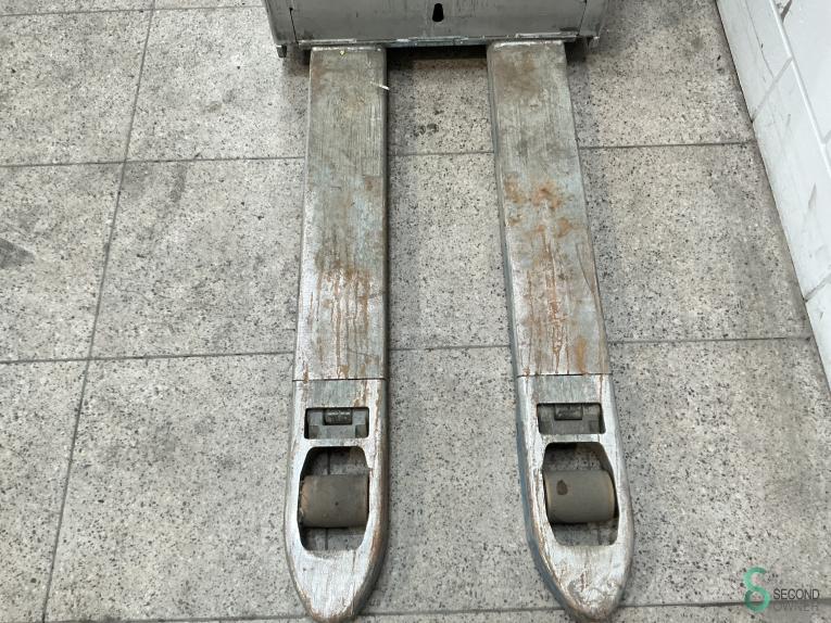 Still EXH-SF20 WKH10.657 27 18248