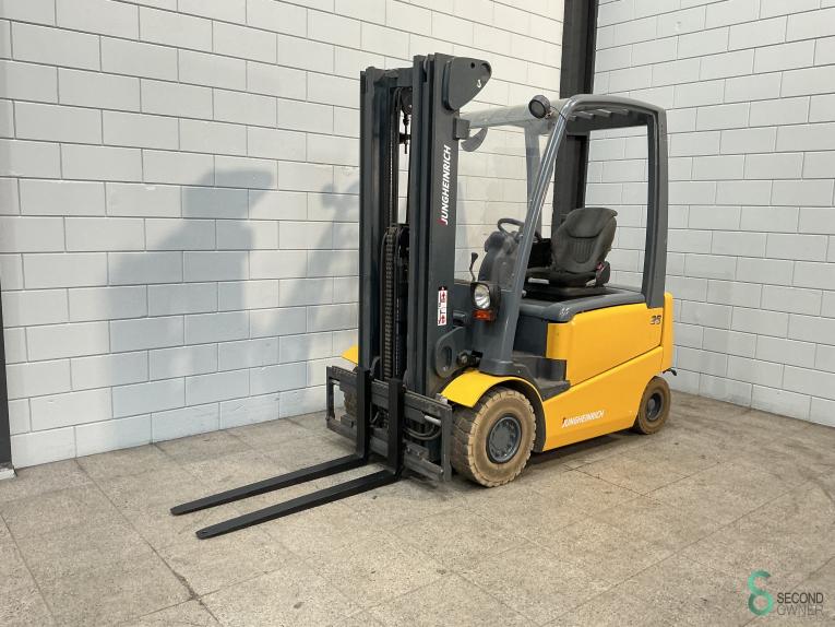 Jungheinrich EFG 425 WKH10.615 39 18201