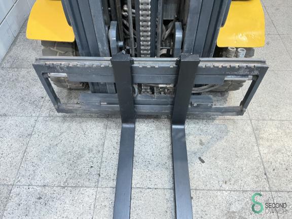 Jungheinrich EFG 425 WKH10.615 5 18201