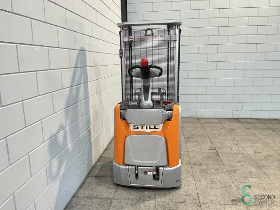 Still EXV-SF14 WKH10.077 7 17531