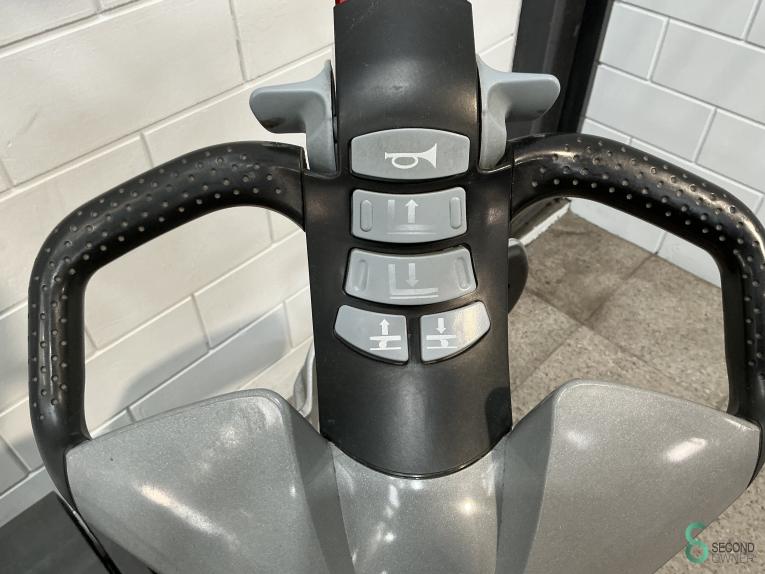 Still EXV-SF14 WKH10.578 47 18155