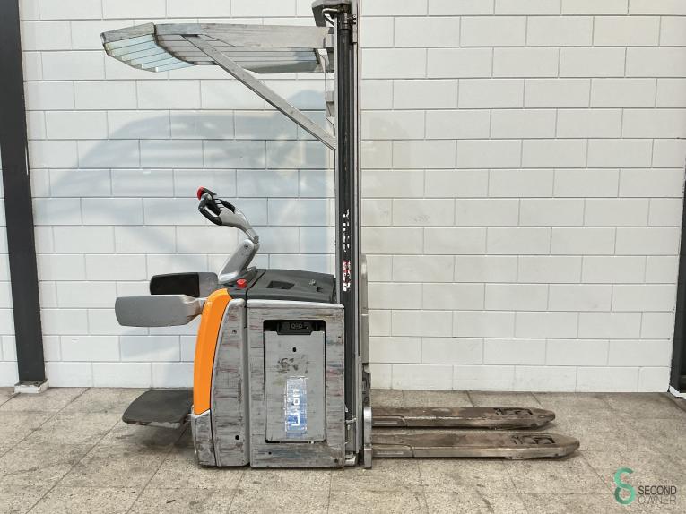 Still EXV-SF14 WKH10.578 38 18155